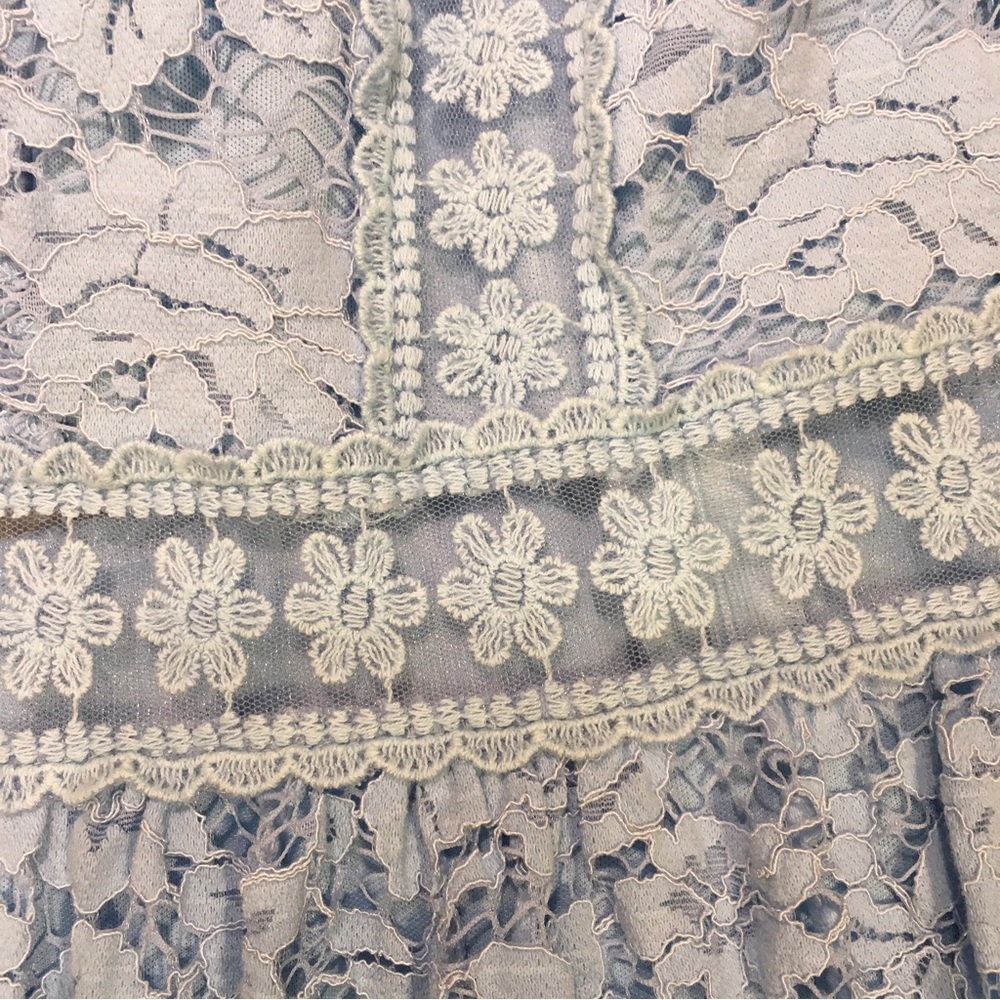 Altar’d State Blue Lace Dress Sz L - Picture 3 of 9